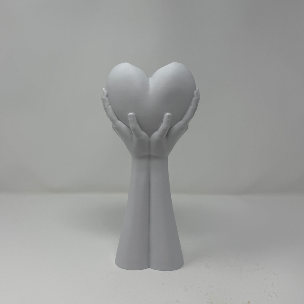 Vase „Herz in Händen“